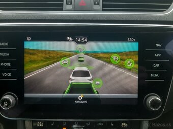 ŠKODA SUPERB COMBI 2,0 TDI 110 kw DSG - 9