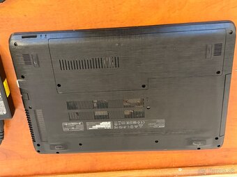 Acer Aspire I7 7500, 8gb ram, GTX 950m 4gb - funkčný - 9