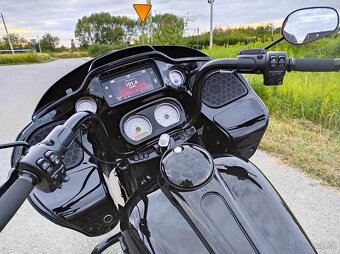 HD Road Glide - 9