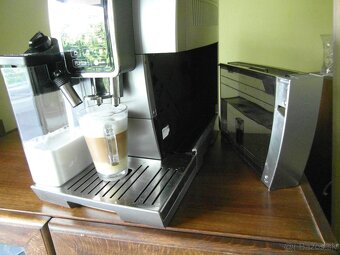 DeLonghi Magnifica - 9