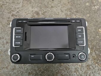 PREDAM AUTORADIO SKODA AMUNDSEN dotykové s GPS - 9