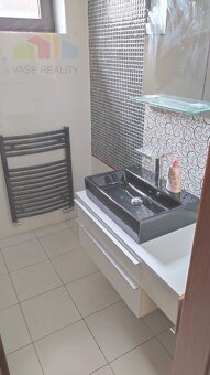 5 izbový rodinný dom s garážou, Moravany nad Váhom - 9