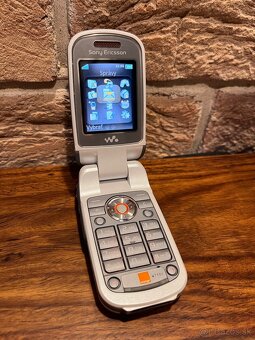 SonyEricsson W710i walkman vyklapačka zberateľský stav - 9