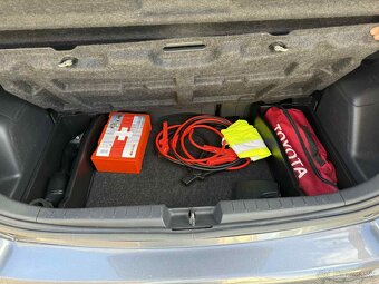 Toyota Yaris 1.3 VVT-I Terra Cool 2008 - 9