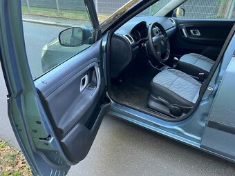 Škoda Fabia II 1.2 HTP 51kw ČR klima - 9