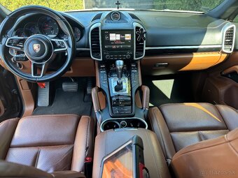 Porsche Cayenne 3.0 Diesel 08/2016 - 9