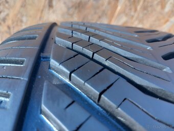 225/40 r18 celoročne pneumatiky - 9