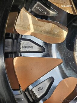 Predám 17'' ALU disky s pneu Mitsubishi eclipse cross - 9