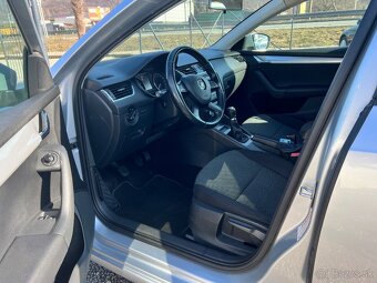 Škoda octavia 1.6tdi - 9