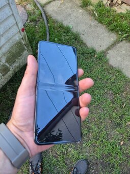 Predám samsung Z Flip 5 8/256GB - 9