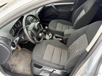 Škoda Octavia 2012 - 9