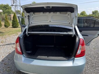 Predám HYUNDAI ACCENT SEDAN - 9