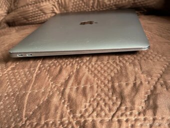 MacBook Air M1 2020 + USB-C hub - 9
