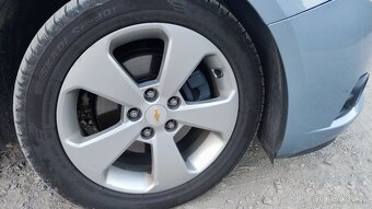 Chevrolet cruz - 9