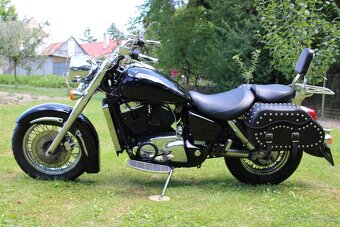 Honda Shadow Aero 1100 - 9