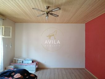 REZERVOVANÝ: 2izbový RD s veľkorysým pozemkom 1962m2 - Šopor - 9