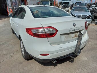 Renault Fluence 1,6i 82kw - 9