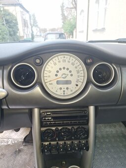 Mini Cooper one 1.6 - 9