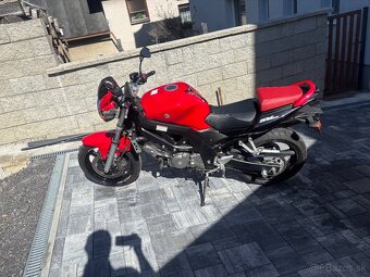Suzuki SV650 N - 9