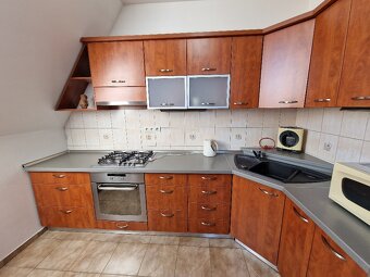 2 izb. byt na Kúpeľnom námestí v Seredi, 57m2 na predaj - 9