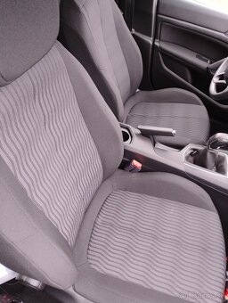 Peugeot 308 1,2 VTi 60kw - 9