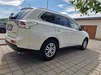 Mitsubishi Outlander 2.0i MIVTEC 110kw 150ps naj 179 tkm - 9