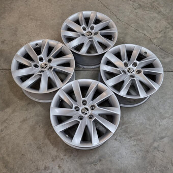 Škoda hliníkové disky 5x112 R17 7J ET40 - 9