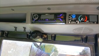 Malotraktor 4x4 s kabínov Iseki sial 23 - 9