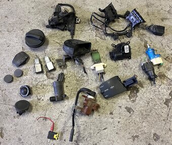 Vsetko komplet za 100e Ford Focus MK2 - 9