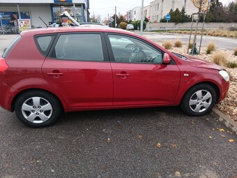 Predam Kia ceed 1,4 benzin 77kw rv.2008 - 9