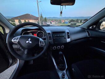 Mitsubishi Outlander 4x4 2.0 diesel 103 kw - 9