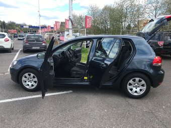 Volkswagen Golf 1.4 16V Trend - 9