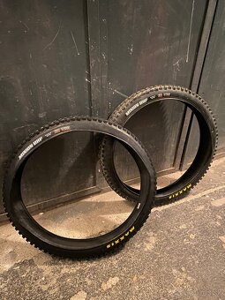 Maxxis plášte 24/2.40 + duše - 9