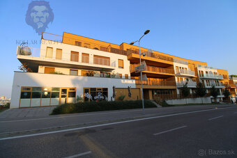 NA PRENÁJOM-Moderný 2-izbový byt s parkovaním-Nitra centrum - 9