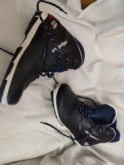 Kvalitné a pevné kožené topánky na bežky ALPINA v 39, NNN - 9