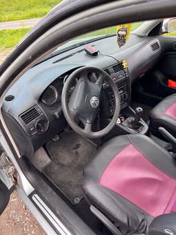 Volkswagen golf 4 1.6 FSI - 9
