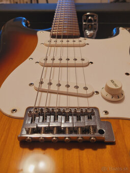 Fender SQUIER STRAT r.v. 2001 - 9