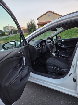 Opel Astra 1.6 CDTI - 9