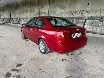 Chevrolet Lacetti - 9