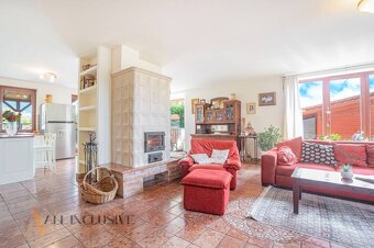 ALL INCLUSIVE | NA PREDAJ NADŠTANDARDNÝ 9-IZBOVÝ RD, DUNAJSK - 9