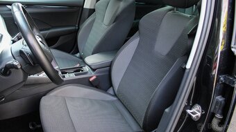 Škoda Octavia Combi 2.0 TDI Style 4x4 DSG, 147kW, SVK+záruka - 9