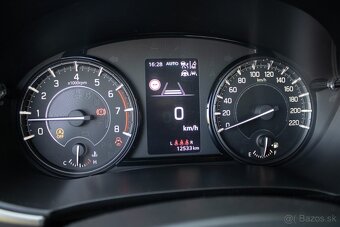 Suzuki Vitara 1.4 BoosterJet Mildhybrid 4WD - 9