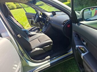 Volvo XC90 - 9