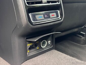 VW PASSAT VARIANT 2.0 TDI - 9