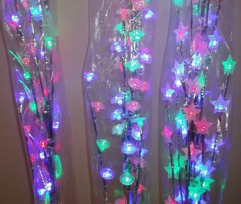 Svietiaca vianočná dekorácia stromček s farebným LED - 9