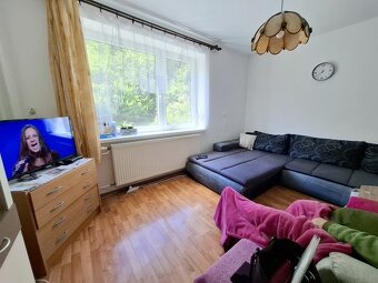 Rodinný dom so stavebným pozemkom - 9