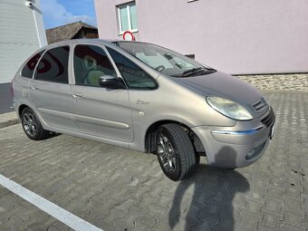 Predám Citroën Picasso 1.6HDI - 9
