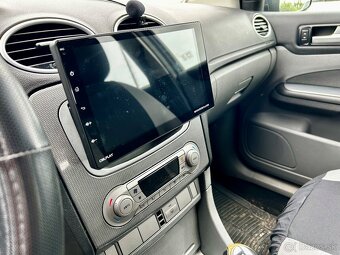 Ford Focus 1.8 TDCi Titanium M/T 2009 85kw - 9