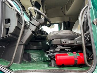 Volvo FH 500 - 8x4 – Tahač + HR-Fassi 1350 + Fly-Jib–EURO 6 - 9