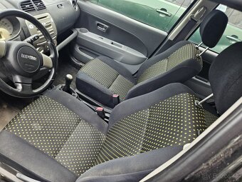 Daihatsu Sirion 1.3 i 4×4 model 2010 - 9